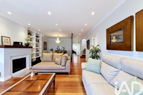 House in Cambados, Pontevedra, Spain 6 bedrooms, 418 sq.m. No. 172487