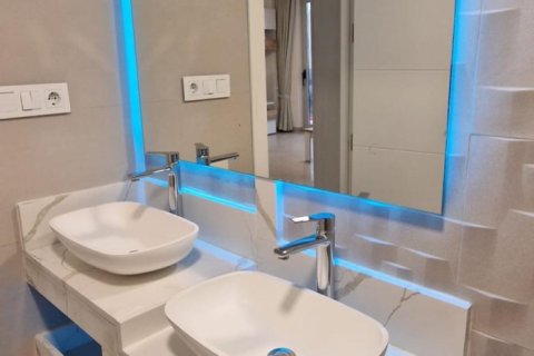 Apartament w Finestrat, Alicante, Hiszpania 1 sypialnia, 77 mkw. nr 168777 – zdjęcie 19
