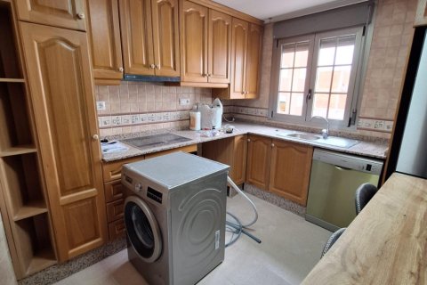 Apartament w Torrevieja, Alicante, Hiszpania 3 sypialnie, 130 mkw. nr 168781 – zdjęcie 9