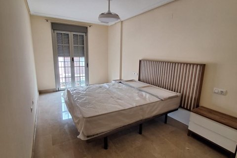 Apartament w Torrevieja, Alicante, Hiszpania 3 sypialnie, 130 mkw. nr 168781 – zdjęcie 13