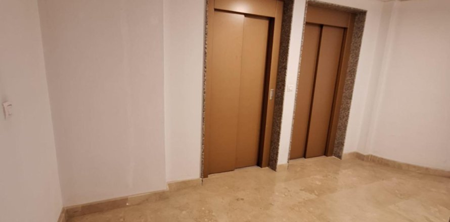 Apartament w Torrevieja, Alicante, Hiszpania 3 sypialnie, 130 mkw. nr 168781