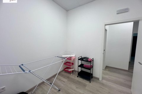Liikekiinteistö vuokrattavana Valencia, Espanja, 2 makuuhuonetta, 62 m2 No. 186834 - kuva 17