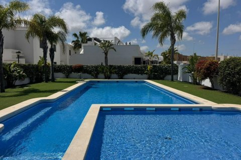 Paritalo myytävänä La Zenia, Alicante, Espanja, 3 makuuhuonetta, 123 m2 No. 186833 - kuva 22