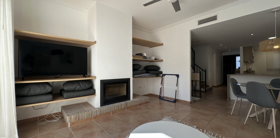 Casa adosada en Benahavís, Málaga, España 3 dormitorios, 240 m2 No. 147345