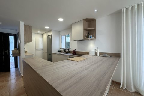 Townhouse for sale in Benahavis, Malaga, Spain 3 bedrooms, 240 sq.m. No. 147345 - photo 15