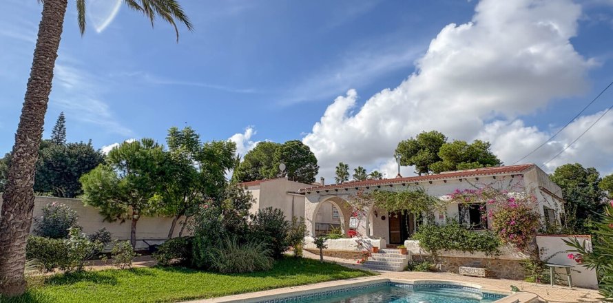 Villa en Los Balcones, Alicante, España 4 dormitorios, 103 m2 No. 147347