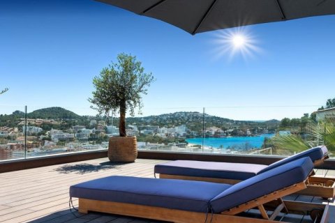 Villa en venta en Nova Santa Ponça, Mallorca, España 3 dormitorios, 360 m2 No. 147344 - foto 3