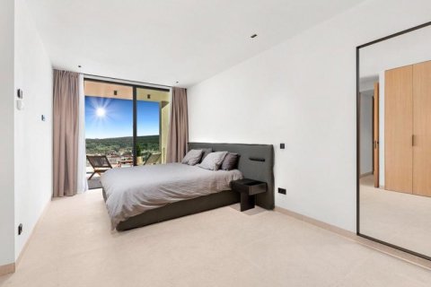 Villa en venta en Nova Santa Ponça, Mallorca, España 3 dormitorios, 360 m2 No. 147344 - foto 9
