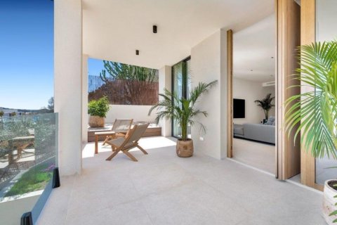 Villa en venta en Nova Santa Ponça, Mallorca, España 3 dormitorios, 360 m2 No. 147344 - foto 6