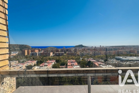 Apartment à vendre à Alicante, Espagne, 3 chambres, 83 m2 No. 172901 - photo 1