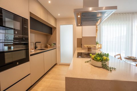 Wohnung zum Verkauf in Alicante, Spanien 2 Schlafzimmer, 74 m2 Nr. 155977 - Foto 5