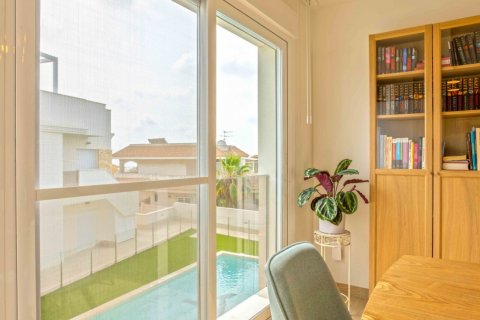 Apartment for sale Villamartin, Alicante, Spain 2 bedrooms, 79 sq.m. No. 114915 - photo 5
