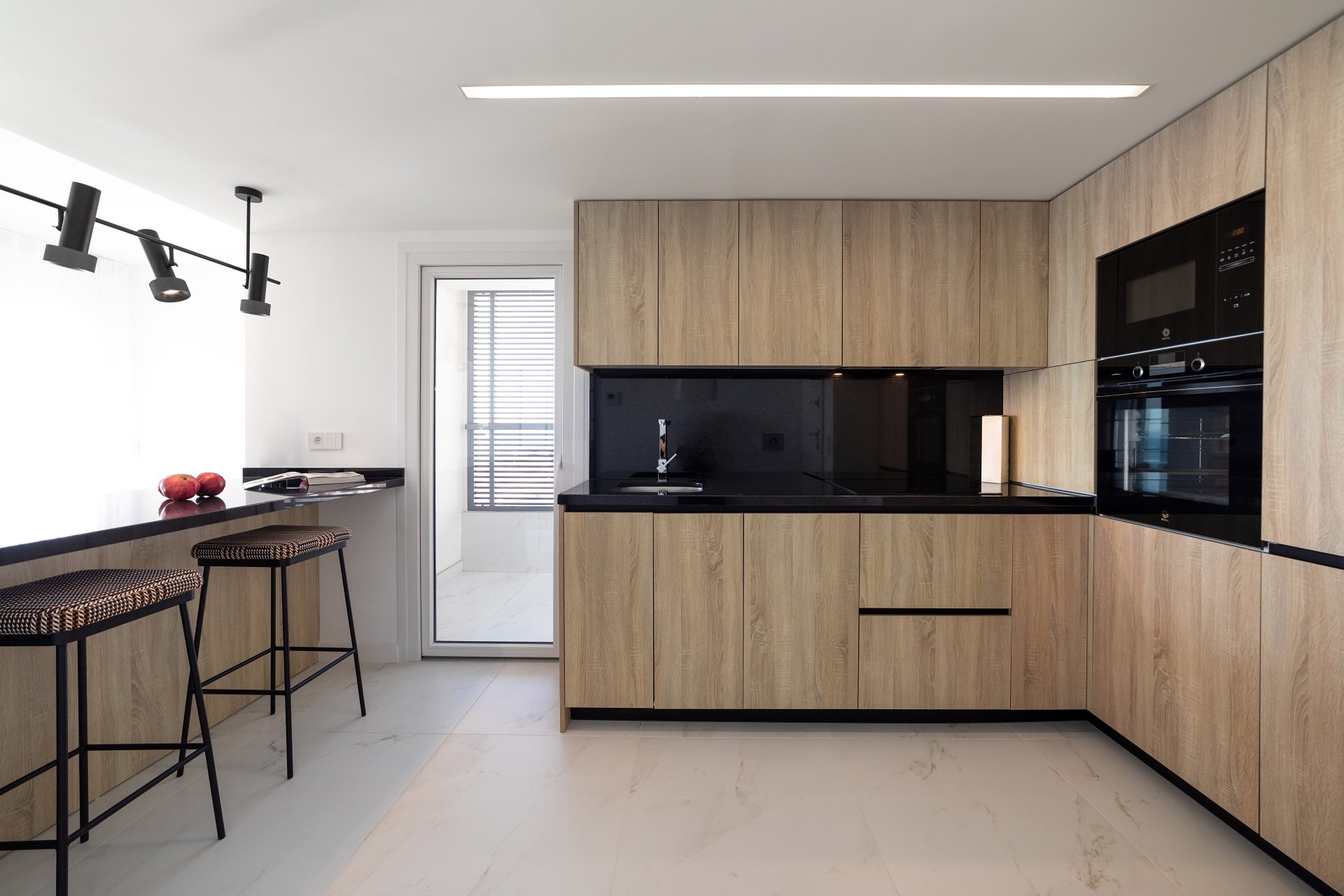 Квартира в Торревьеха, Аликанте, Испания 2 спальни, 76м2 №144879