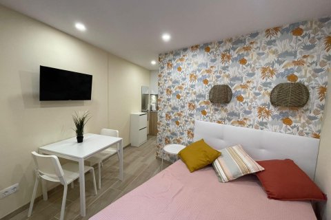 Apartment for sale in Alicante, Spain 3 bedrooms, 60 sq.m. No. 165118 - photo 10