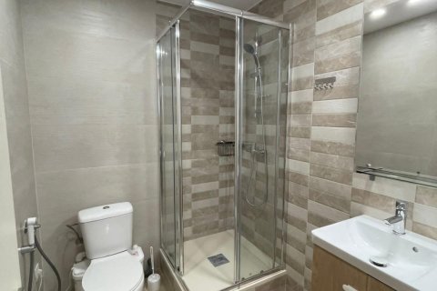 Apartment for sale in Alicante, Spain 3 bedrooms, 60 sq.m. No. 165118 - photo 4