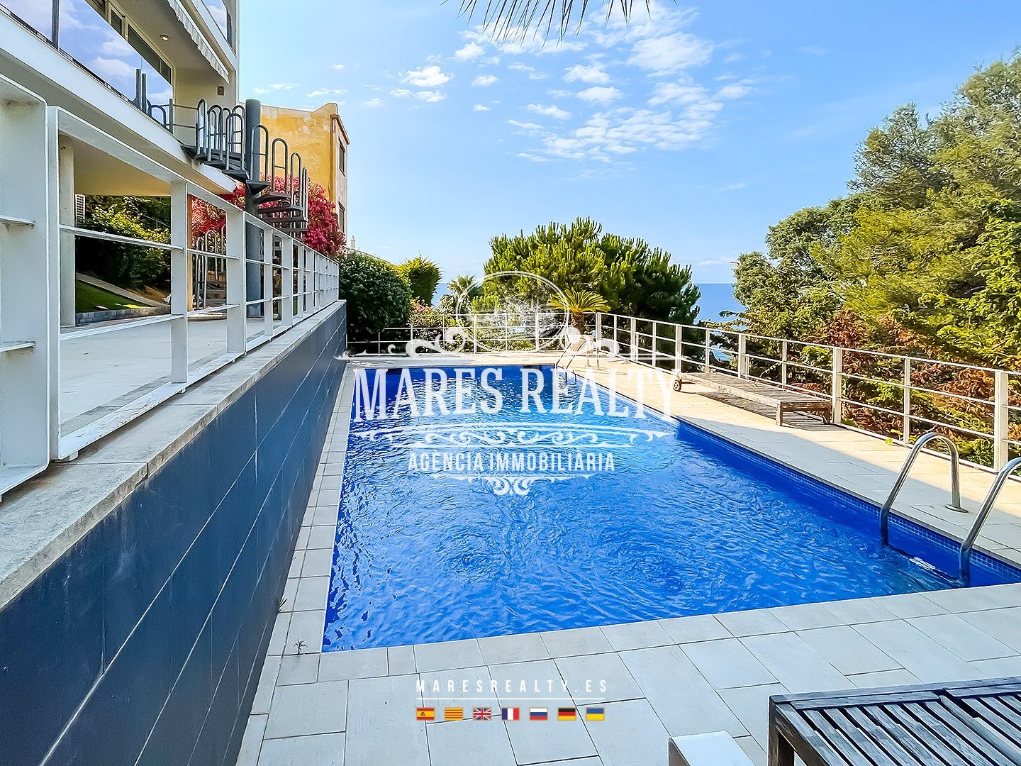 Villa i Lloret de Mar, Girona, Spanien 4 sovrum, 281 kvm. Nr. 104217