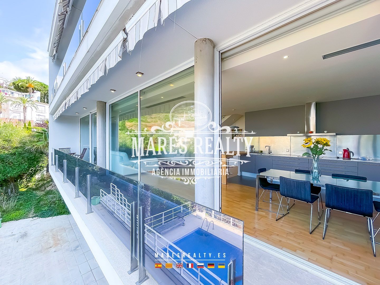 Villa i Lloret de Mar, Girona, Spanien 4 sovrum, 281 kvm. Nr. 104217