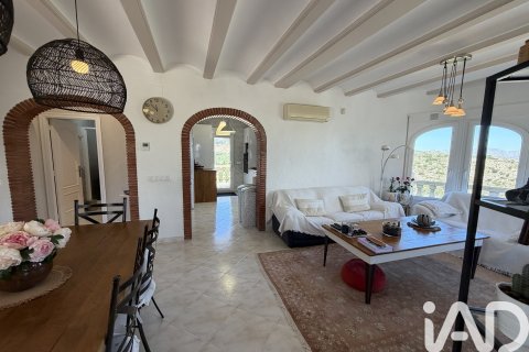 Hus till salu i Pedreguer, Alicante, Spanien 3 sovrum, 158 kvm. Nr. 195793 - foto 10