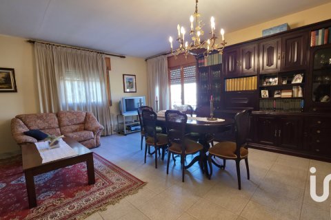 Продажа дома в Ллейда, Лерида, Испания 5 спален, 522м2 №153669 - фото 3