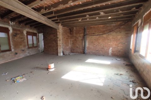 Продажа коммерческой недвижимости в Ллоренс дель Пенедес, Таррагона, Испания 571м2 №153666 - фото 6