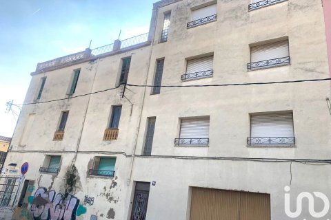 Продажа коммерческой недвижимости в Ллоренс дель Пенедес, Таррагона, Испания 571м2 №153666 - фото 2