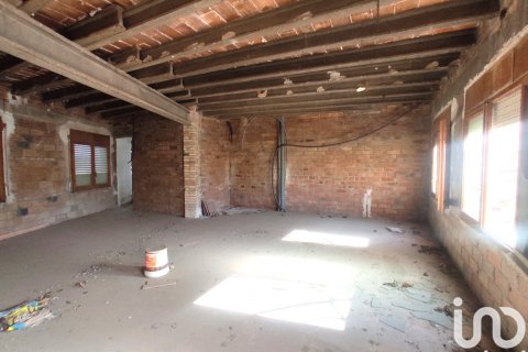 Продажа коммерческой недвижимости в Ллоренс дель Пенедес, Таррагона, Испания 571м2 №153666 - фото 30