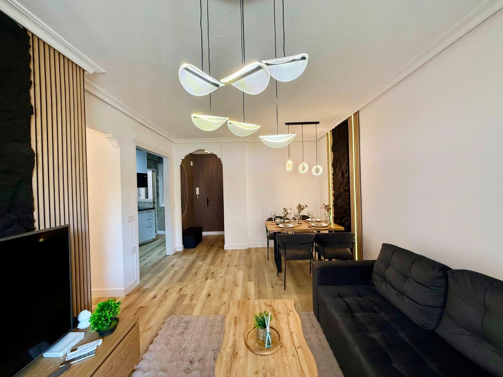 Apartment in Torrevieja, Alicante, Spain 2 bedrooms, 67 sq.m. No. 194954