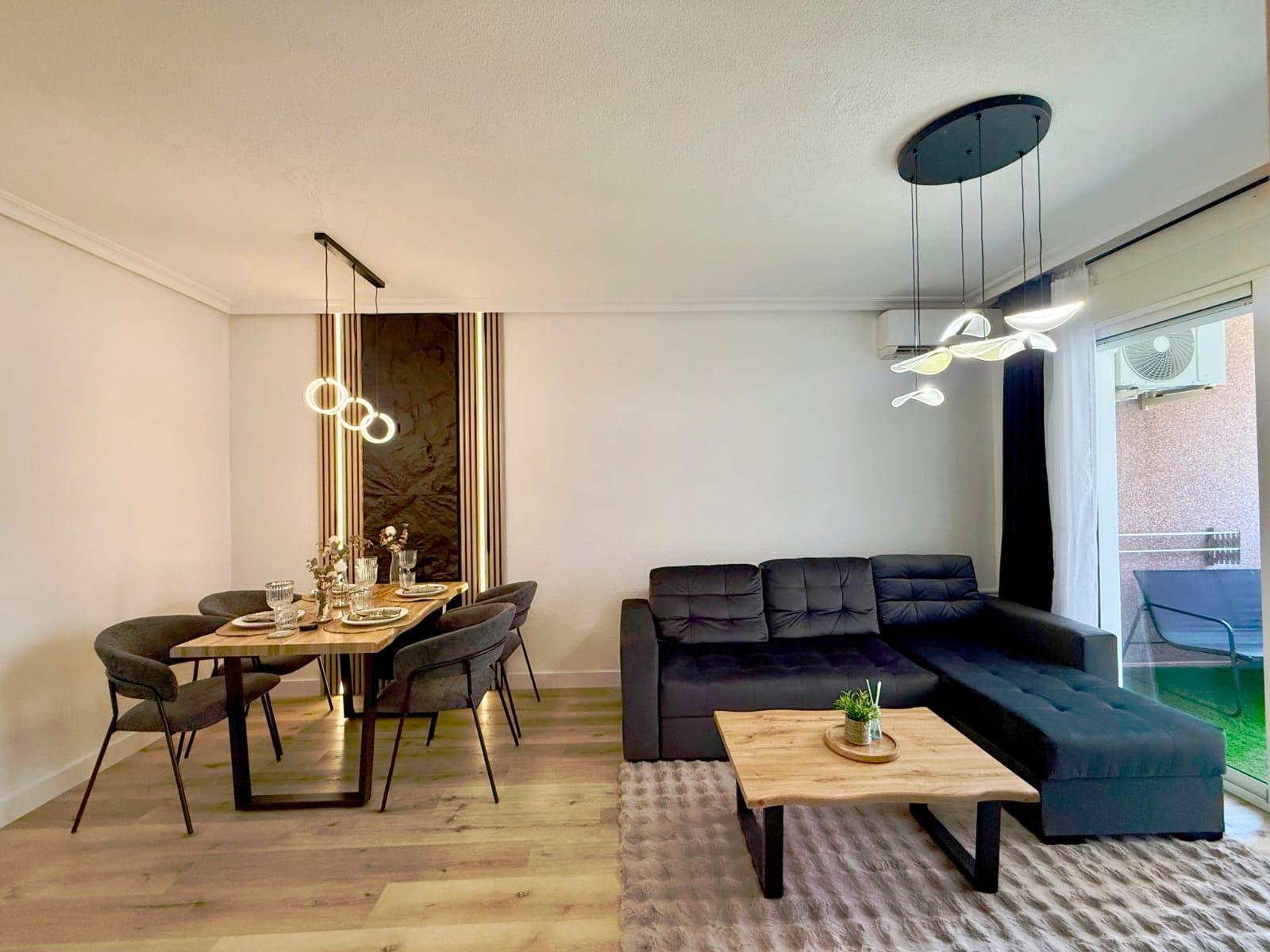Apartment in Torrevieja, Alicante, Spain 2 bedrooms, 67 sq.m. No. 194954
