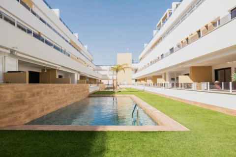 Ático en Pilar de la Horadada, Alicante, España 2 dormitorios, 75 m2 No. 194950