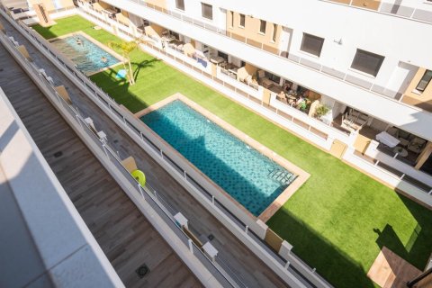 Ático en venta en Pilar de la Horadada, Alicante, España 2 dormitorios, 75 m2 No. 194950 - foto 2
