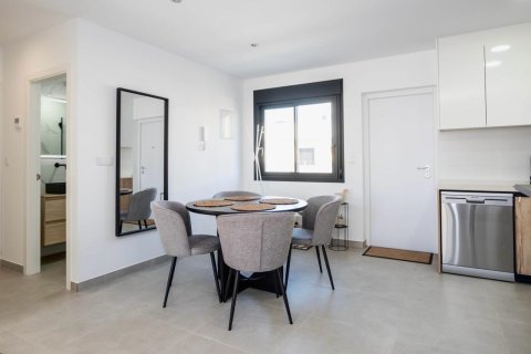 Ático en venta en Pilar de la Horadada, Alicante, España 2 dormitorios, 75 m2 No. 194950 - foto 13