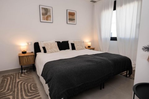 Ático en venta en Pilar de la Horadada, Alicante, España 2 dormitorios, 75 m2 No. 194950 - foto 26