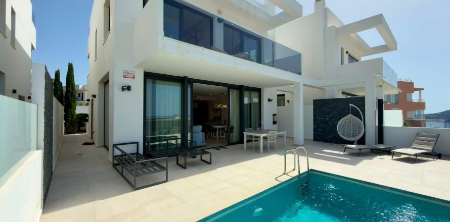 Villa a Calpe, Alicante, Spagna 4 camere da letto, 367 mq. N° 194955