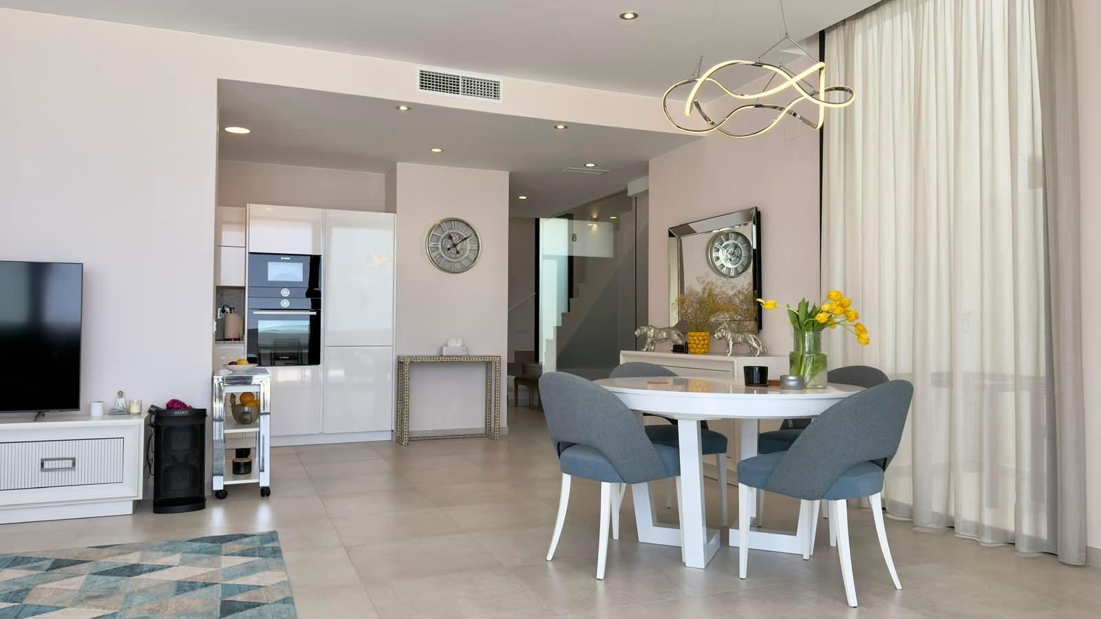 Villa in Calpe, Alicante, Spain 4 bedrooms, 367 sq.m. No. 194955