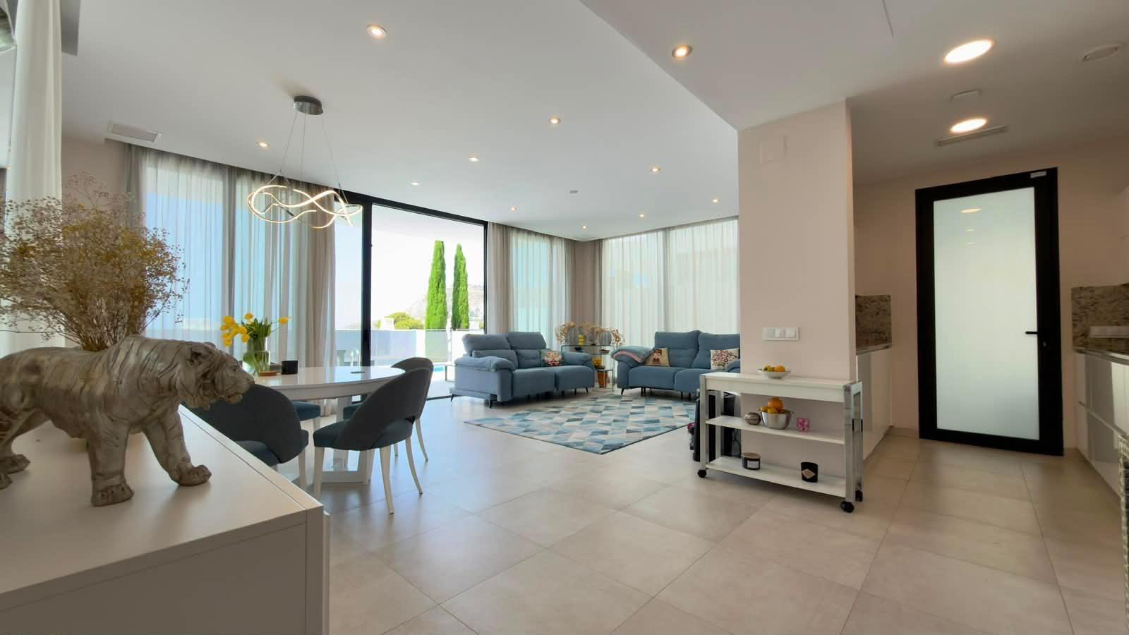 Villa in Calpe, Alicante, Spain 4 bedrooms, 367 sq.m. No. 194955