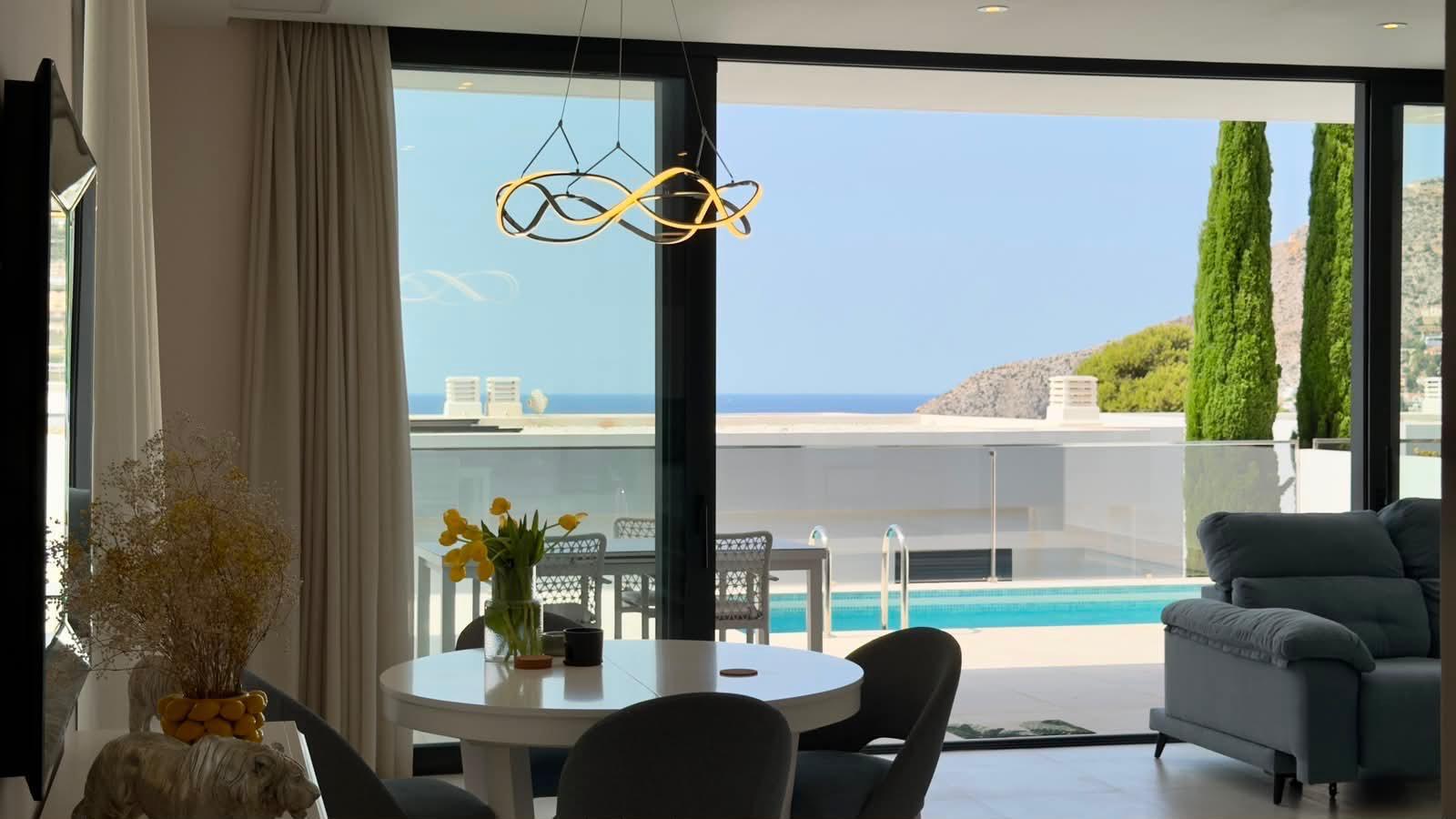 Villa in Calpe, Alicante, Spain 4 bedrooms, 367 sq.m. No. 194955