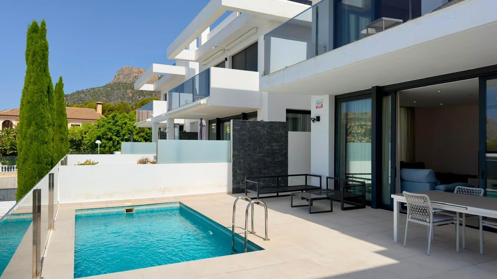 Villa in Calpe, Alicante, Spain 4 bedrooms, 367 sq.m. No. 194955