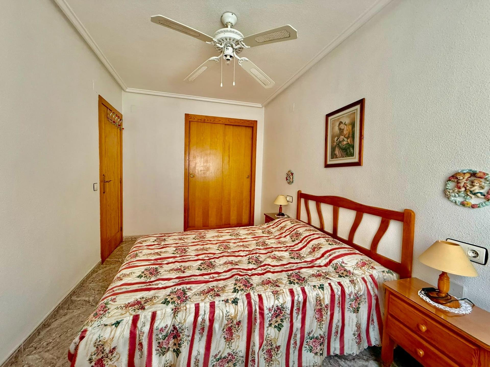 Appartamento a Torrevieja, Alicante, Spagna 2 camere da letto, 66 mq. N° 194949