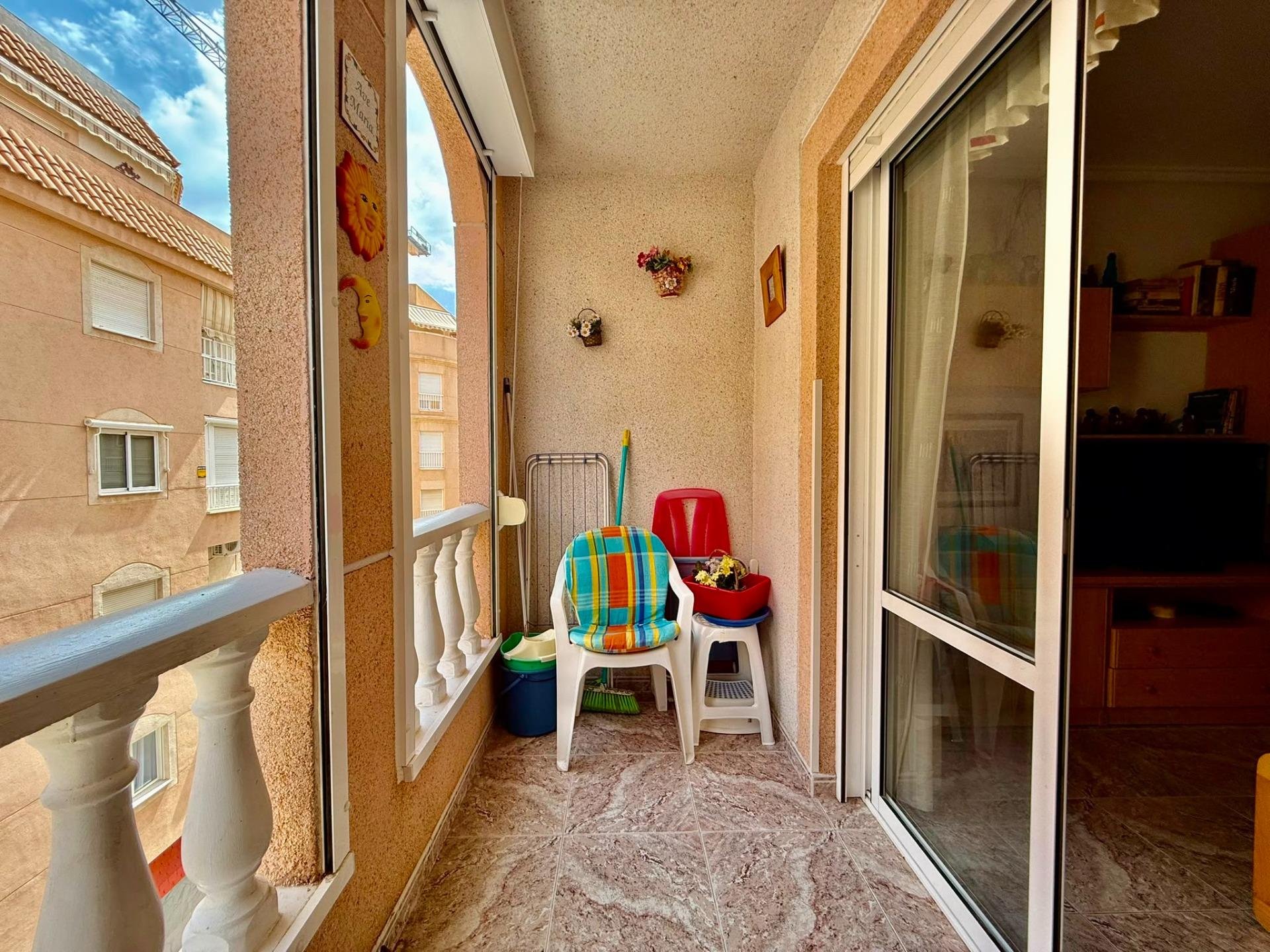 Appartamento a Torrevieja, Alicante, Spagna 2 camere da letto, 66 mq. N° 194949