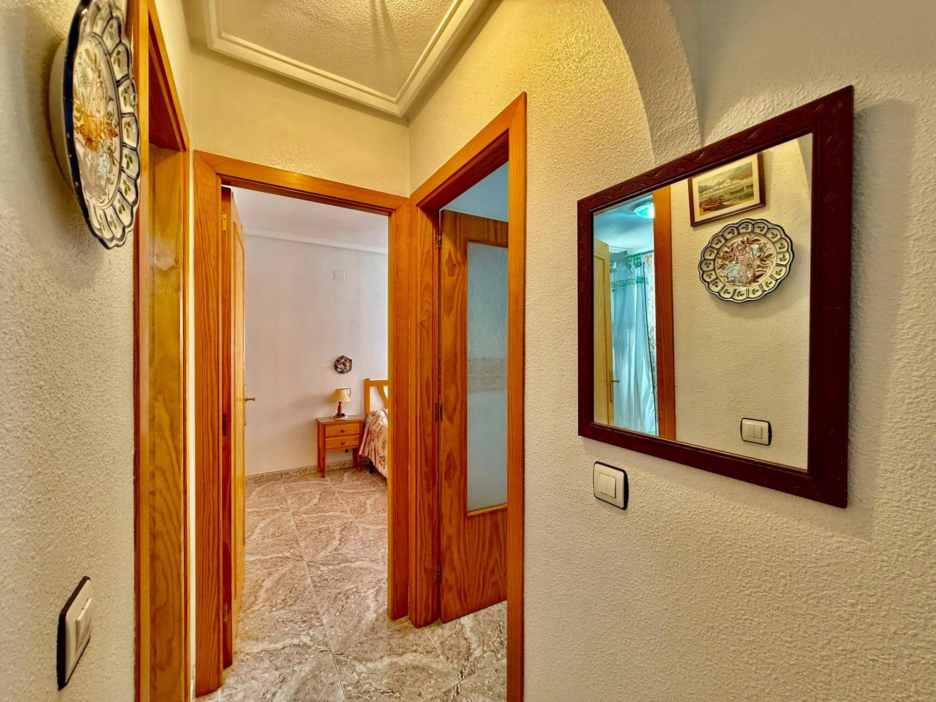 Appartamento a Torrevieja, Alicante, Spagna 2 camere da letto, 66 mq. N° 194949