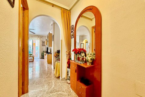 Apartament w Torrevieja, Alicante, Hiszpania 2 sypialnie, 66 mkw. nr 194949 – zdjęcie 10