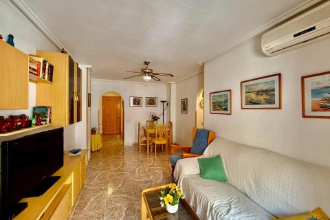 Apartament w Torrevieja, Alicante, Hiszpania 2 sypialnie, 66 mkw. nr 194949 – zdjęcie 5