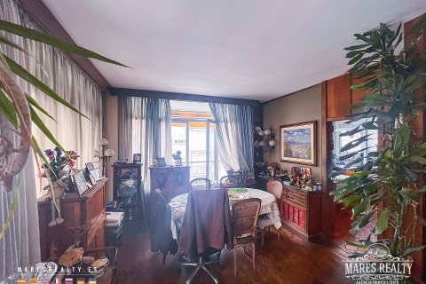 Apartment for sale Barcelona, Spain 4 bedrooms, 150 sq.m. No. 113254 - photo 1