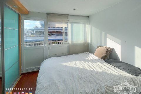 Apartment for sale Barcelona, Spain 3 bedrooms, 108 sq.m. No. 113255 - photo 12