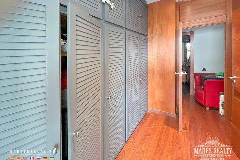 Apartment for sale Barcelona, Spain 3 bedrooms, 108 sq.m. No. 113255 - photo 10