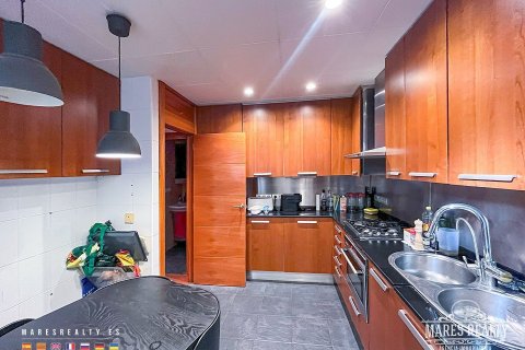 Apartment for sale Barcelona, Spain 3 bedrooms, 108 sq.m. No. 113255 - photo 5