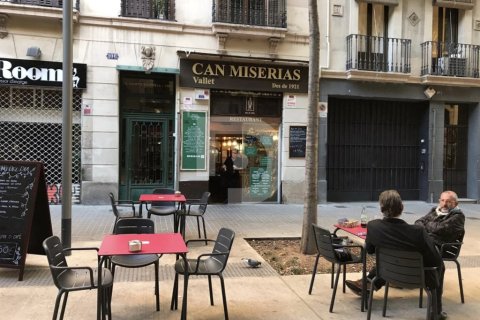 Cafe / restaurant for sale in L'Eixample, Barcelona, Spain 130 sq.m. No. 154899 - photo 4