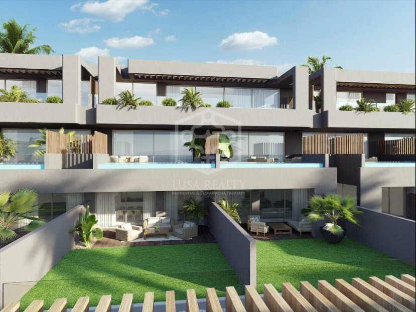 Appartamento a Adeje, Tenerife, Spagna 3 camere da letto, 175 mq. N° 151450