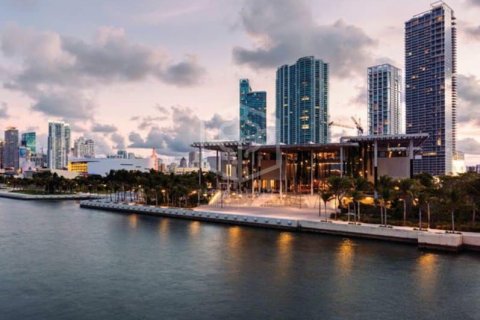 Lägenhet till salu i Tenerife, Spanien 2 sovrum, 92 kvm. Nr. 151451 - foto 2