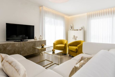 Villa en venta en Dehesa De Campoamor, Alicante, España 3 dormitorios, 319 m2 No. 154470 - foto 16